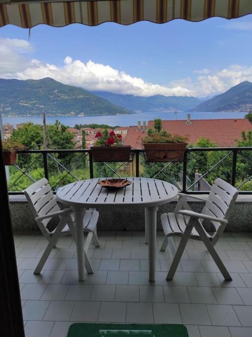 Appartamento Vista Lago Germignaga Εξωτερικό φωτογραφία